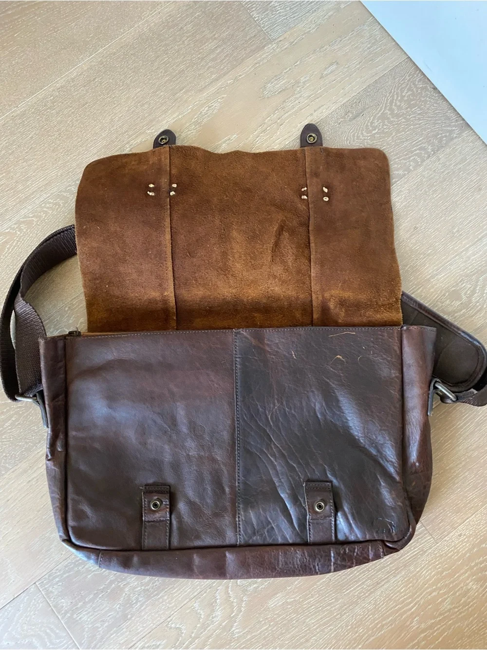 Buffalo Jackson WALKER brown soft Leather Messenger Bag EXCELLENT CONDITION